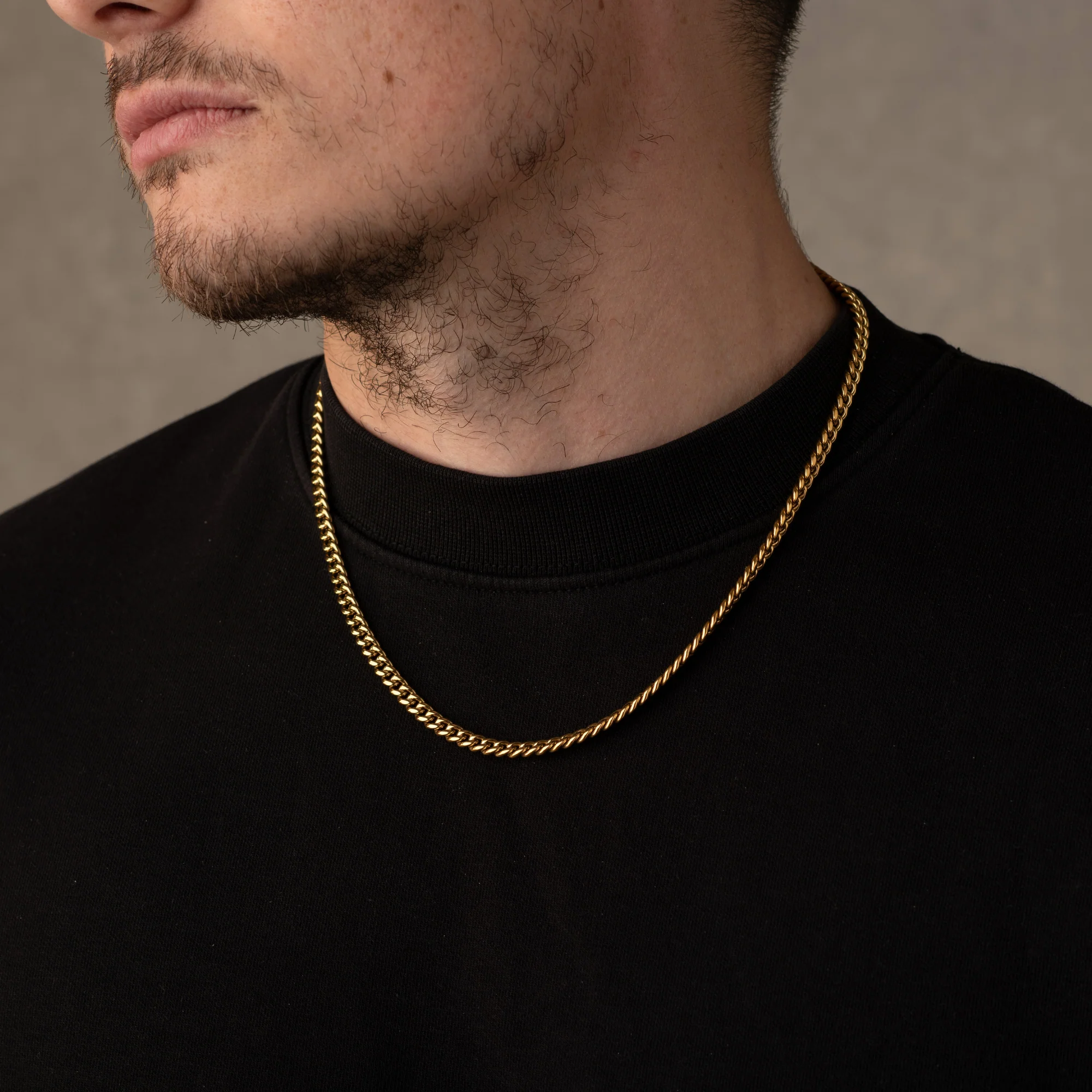 4mm Cuban Chain Necklace Gold - Image 3