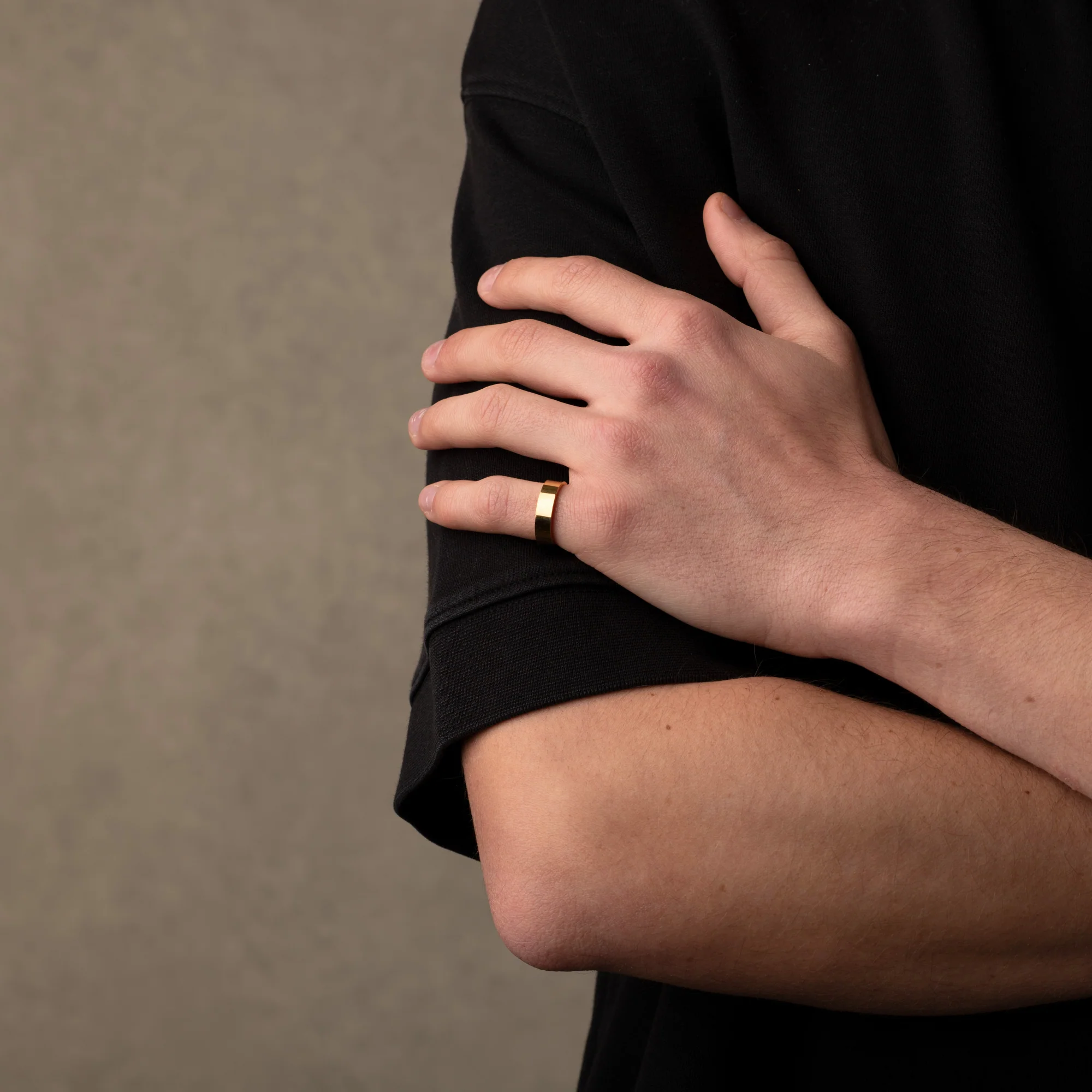 Gold Band Ring 5MM - Image 3