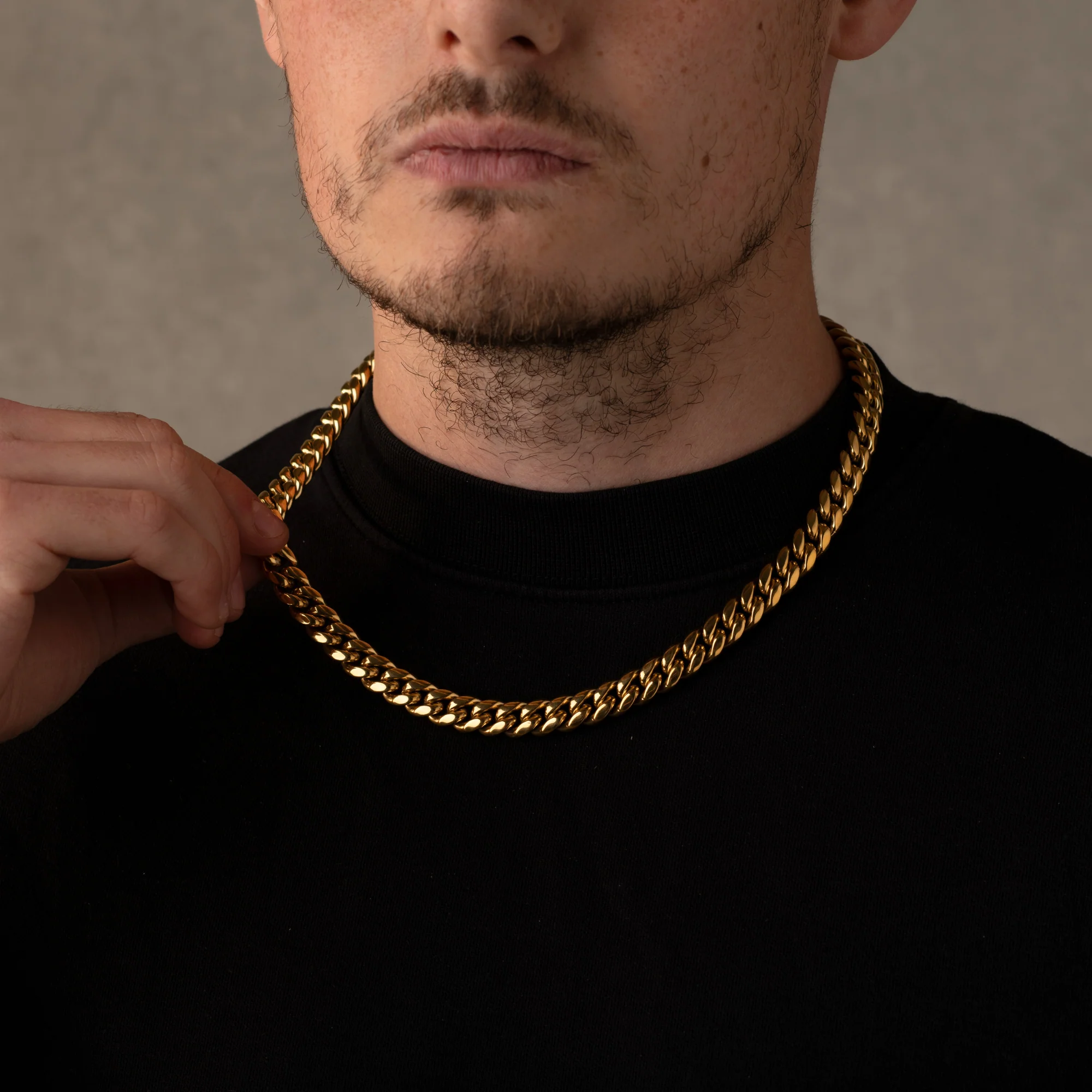 Gold Cuban Chain Necklace 12MM - Image 3