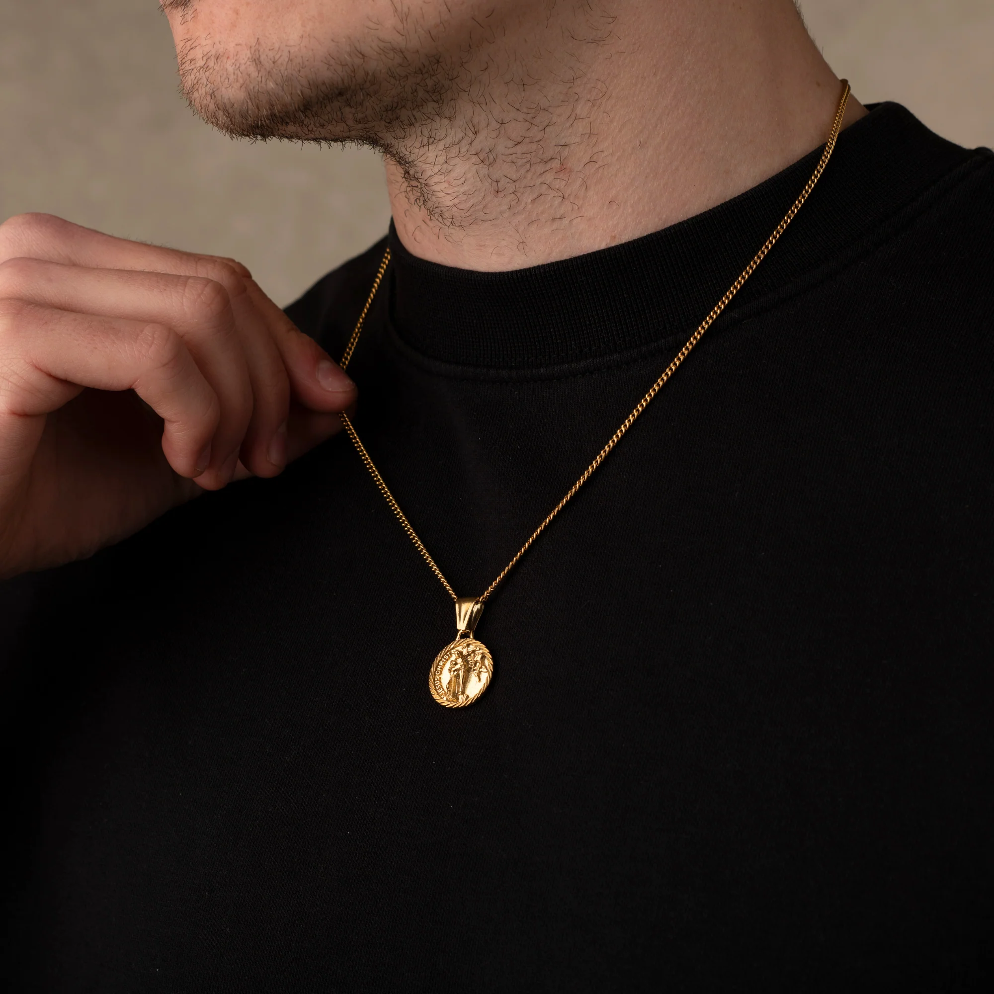 Gold Jesus Christ Necklace Pendant - Image 3
